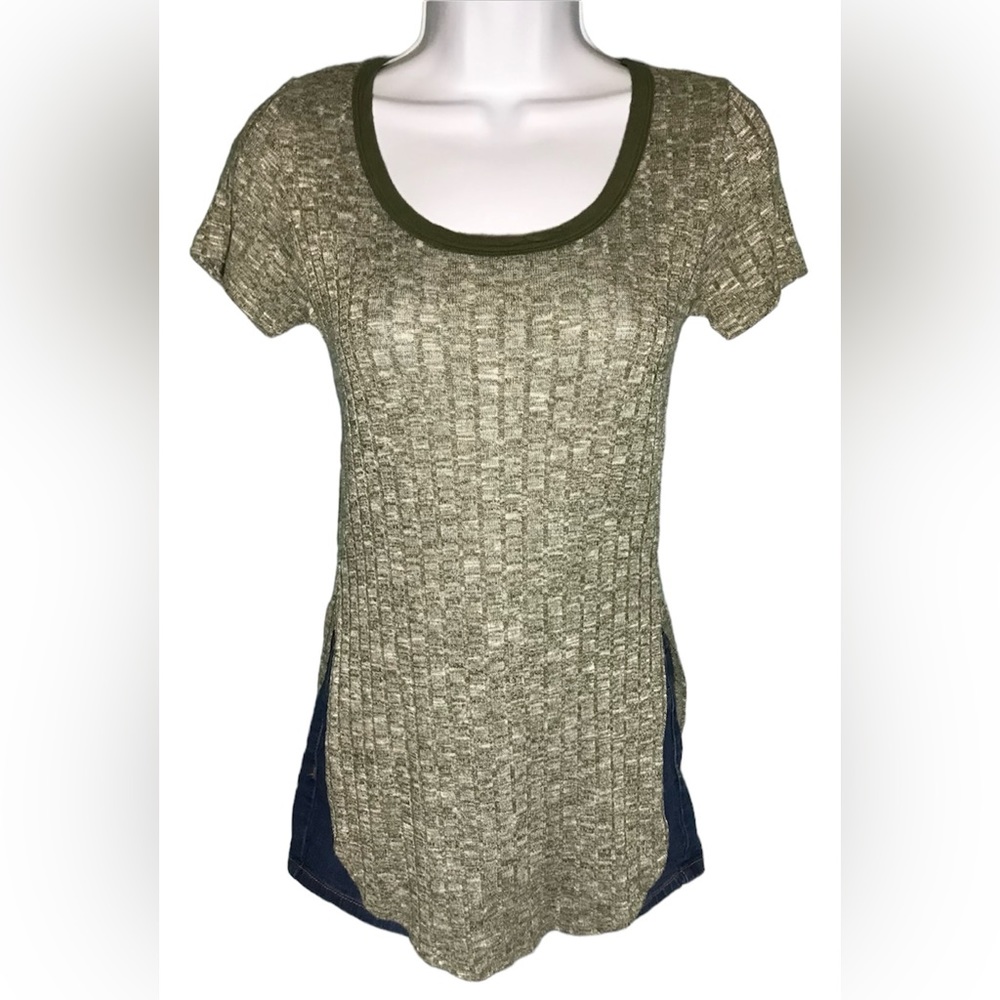American Dream Olive Heather Curved Split Hem Tunic Shirt Size XSmall Juniors - Picture 1 of 6